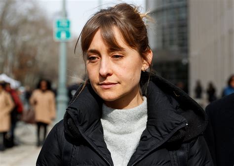 allison mack sexy|Allison Mack Sentenced To Three Years For Role In NXIVM Sex。